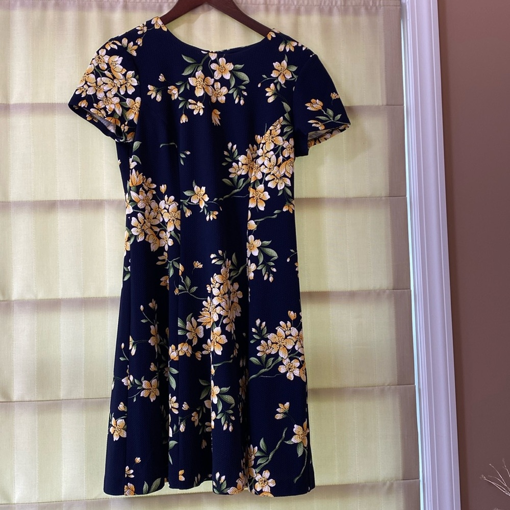 Jessica Howard fit and flare navy and yellow floral dress, size 8P